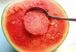 吃瓜用最大的勺视频,揭秘最大勺子的吃瓜新体验