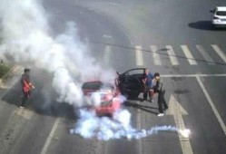 在吃瓜群看到私人视频,吃瓜群意外流出私人视频，事件背后真相令人震惊