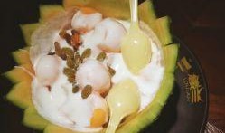 哈密瓜怎么吃不酸呢视频,轻松享受甜蜜口感