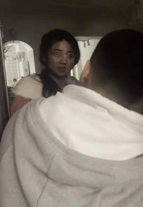 女人打架吃瓜视频,吃瓜群众看热闹不嫌事大